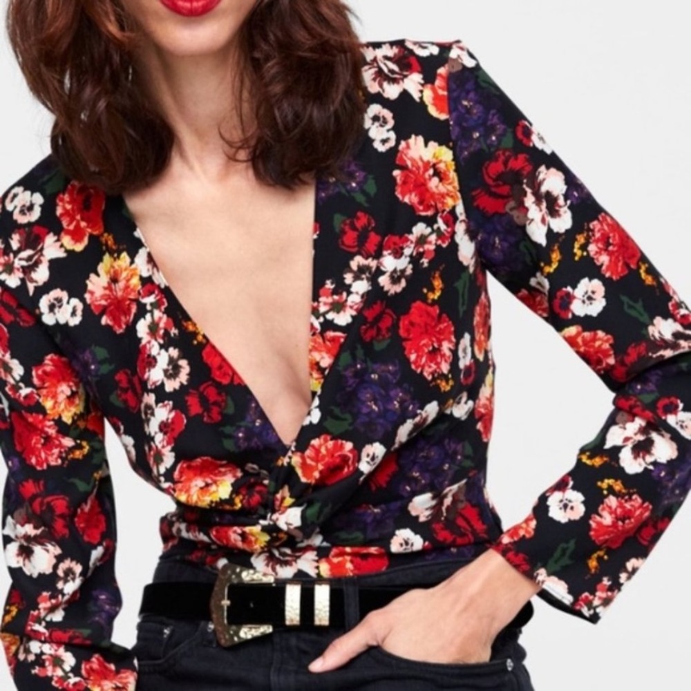 Zara Small Faux Wrap Floral Bodysuit  Black Red Twist Front Blouse Side Zip